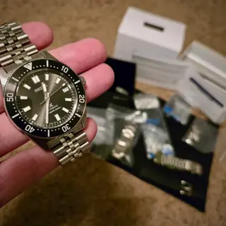 Seiko SPB143 62Mas with 2 extra bracelets and tropic strap