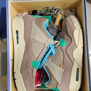Jordan 4 Union Taupe Haze- Used- Size 10.5M